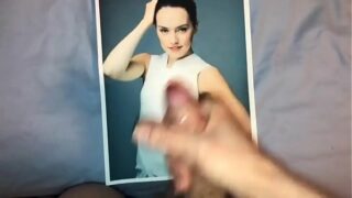 Daisy ridley cum tribute