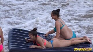 Teens bikini video