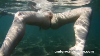 Nude underwater girls