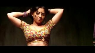 Sonalee kulkarni hot scene