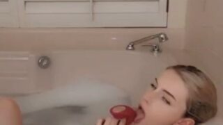 MsFiiire Nude Bath Vibrator Onlyfans Video Leaked