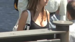Braless excesize