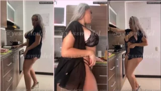 Nia orozco in sensual video very hot babe