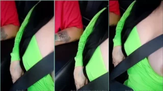 Rejane Oliveira Video Onlyfans in the car showing her breasts