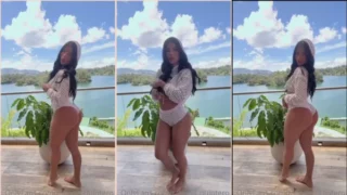 Another sensual video of Tatiana Quintero