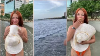 Video Maryuri Tello walking on bikini beach