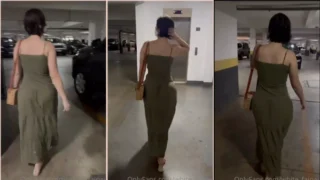 Kerolay Chaves all hot and naughty in the parking lot