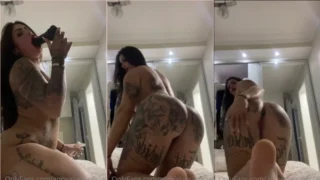 Hot brunette brunette anny alves masturbating
