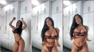 Leaked the young Lisbethoficial of transparent lingerie and displaying